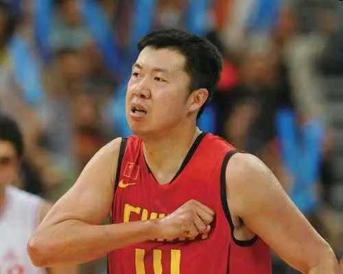 如何提升分卫的防守技巧_2